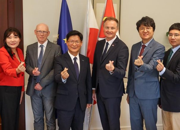 Spotkanie przedstawicieli Warmii i Mazur z delegacją z Korei